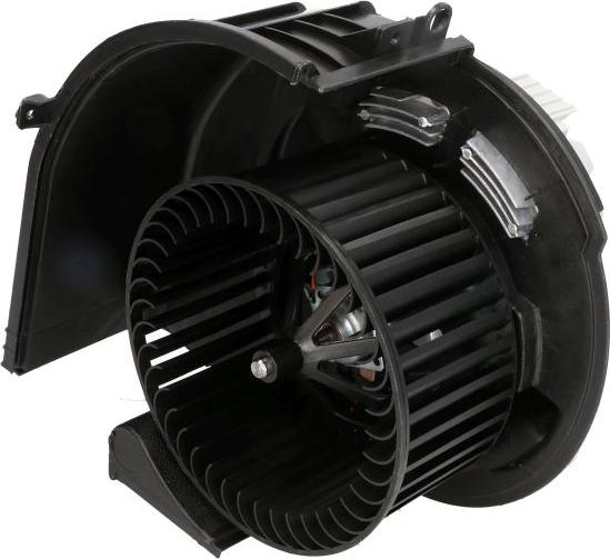 NRF 34104 - Вентилятор салону autocars.com.ua