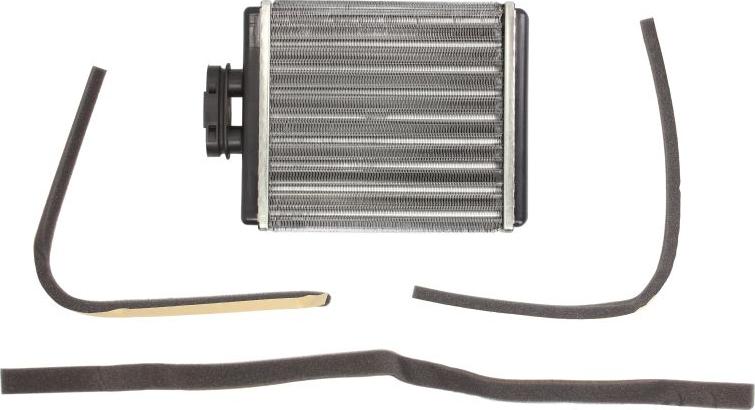 NRF 53558 - Теплообмінник, опалення салону autocars.com.ua