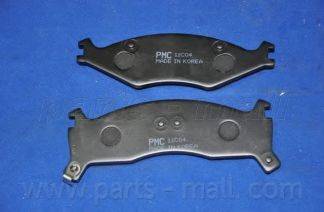 Parts-Mall PKB-015 - Тормозные колодки, дисковые, комплект avtokuzovplus.com.ua