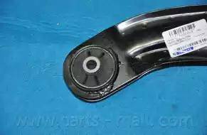 Parts-Mall PXCAA-025LR - Важіль підвіски передній правий Hвир-во PARTS-MALL autocars.com.ua