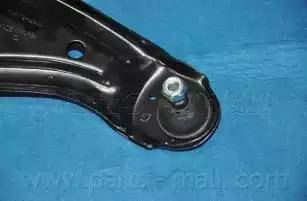 Parts-Mall PXCAA-025LR - Важіль підвіски передній правий Hвир-во PARTS-MALL autocars.com.ua