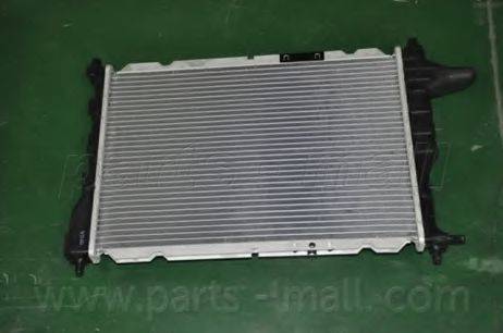 Parts-Mall PXNDC-046 - Радіатор, охолодження двигуна autocars.com.ua