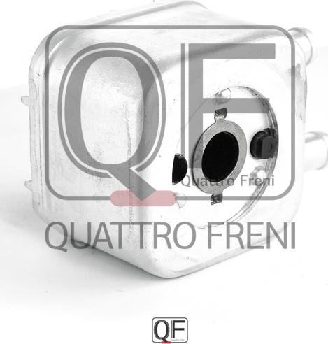 Quattro Freni QF00100088 - Масляний радіатор, рухове масло autocars.com.ua