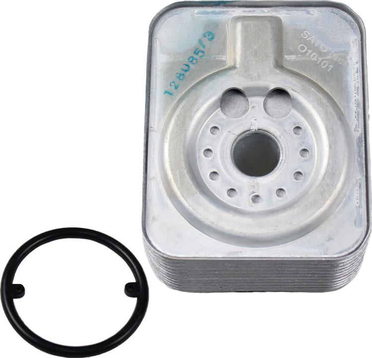 SATO tech O10101 - Масляний радіатор, рухове масло autocars.com.ua