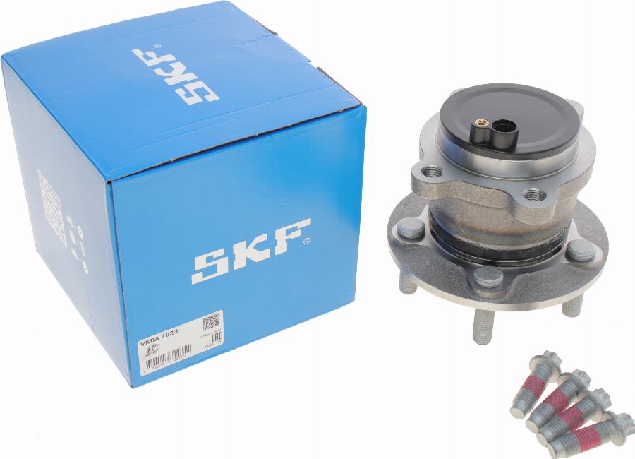 SKF VKBA 7023 - Комплект подшипника ступицы колеса avtokuzovplus.com.ua