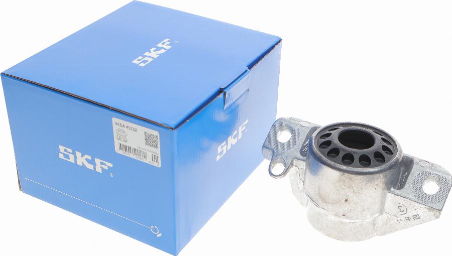 SKF VKDA 40132 - Опора стойки амортизатора, подушка avtokuzovplus.com.ua