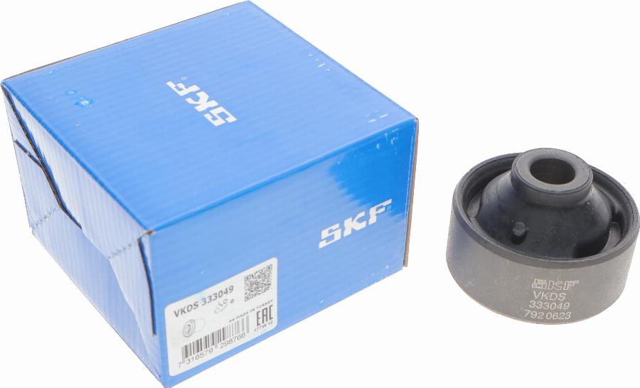 SKF VKDS 333049 - Сайлентблок, важеля підвіски колеса autocars.com.ua