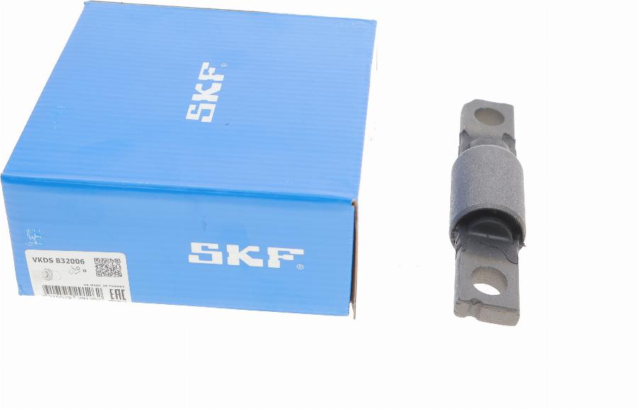 SKF VKDS 832006 - Сайлентблок, важеля підвіски колеса autocars.com.ua