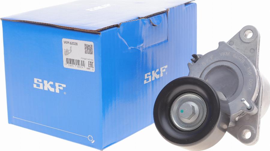 SKF VKM 62028 - Паразитний / провідний ролик, поліклиновий ремінь autocars.com.ua