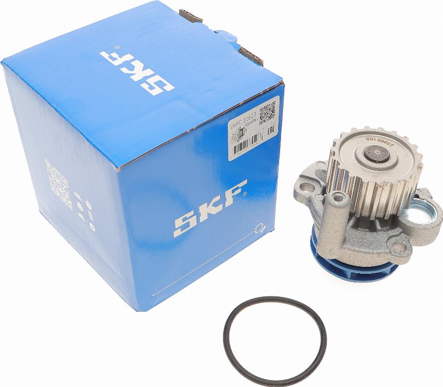 SKF VKPC 81623 - Водяний насос autocars.com.ua