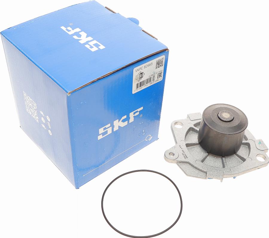 SKF VKPC 82665 - Водяний насос autocars.com.ua