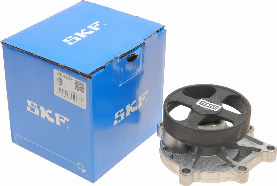 SKF VKPC 88306 - Водяний насос autocars.com.ua