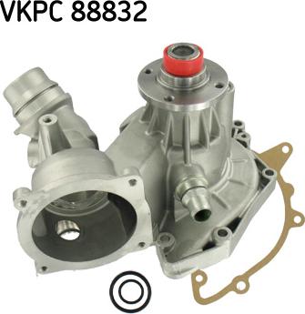 SKF VKPC 88832 - Водяний насос autocars.com.ua