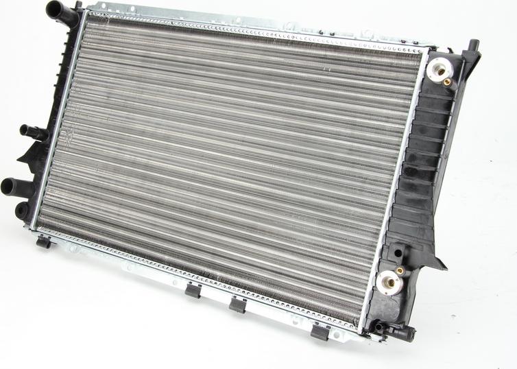 Thermotec D7A016TT - Радіатор, охолодження двигуна autocars.com.ua