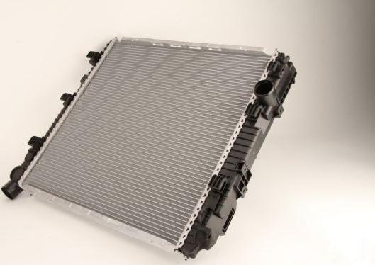 Thermotec D7ME009TT - Радиатор, охлаждение двигателя autodnr.net