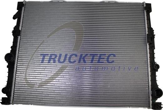 Trucktec Automotive 08.40.156 - Радиатор, охлаждение двигателя avtokuzovplus.com.ua