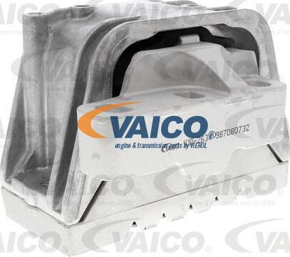 VAICO V10-2634 - Подушка, підвіска двигуна autocars.com.ua