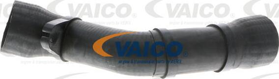 VAICO V10-3757 - Трубка, нагнетание воздуха autodnr.net