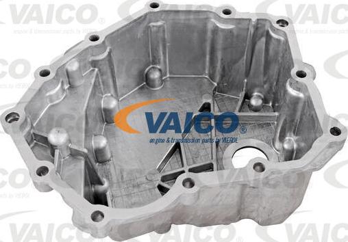 VAICO V10-5813 - Корпус, ступінчаста коробка передач autocars.com.ua