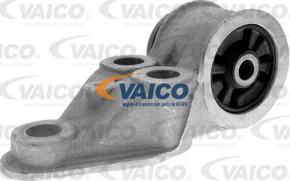 VAICO V10-7512 - Втулка, балка мосту autocars.com.ua