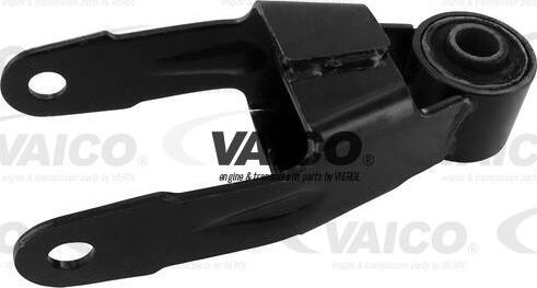 VAICO V22-0302 - Подушка, підвіска двигуна autocars.com.ua