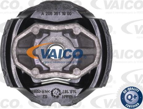 VAICO V30-1092 - Втулка, балка моста avtokuzovplus.com.ua