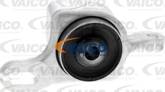 VAICO V30-3220 - Кронштейн, подушки важеля autocars.com.ua