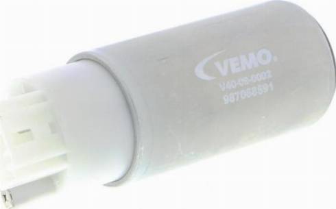 VAICO V40-09-0002 - Топливный насос autodnr.net