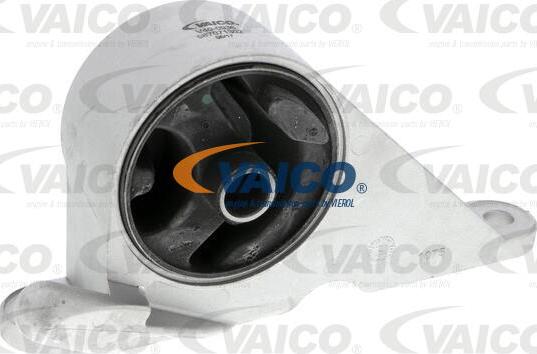 VAICO V40-0936 - Подушка, підвіска двигуна autocars.com.ua
