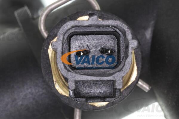 VAICO V41-0037 - Шланг радіатора autocars.com.ua