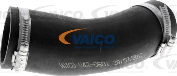 VAICO V42-0601 - Трубка, нагнетание воздуха avtokuzovplus.com.ua