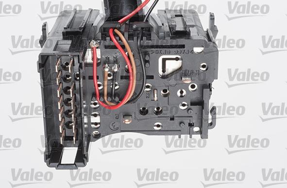 Valeo 251591 - Выключатель на рулевой колонке autodnr.net