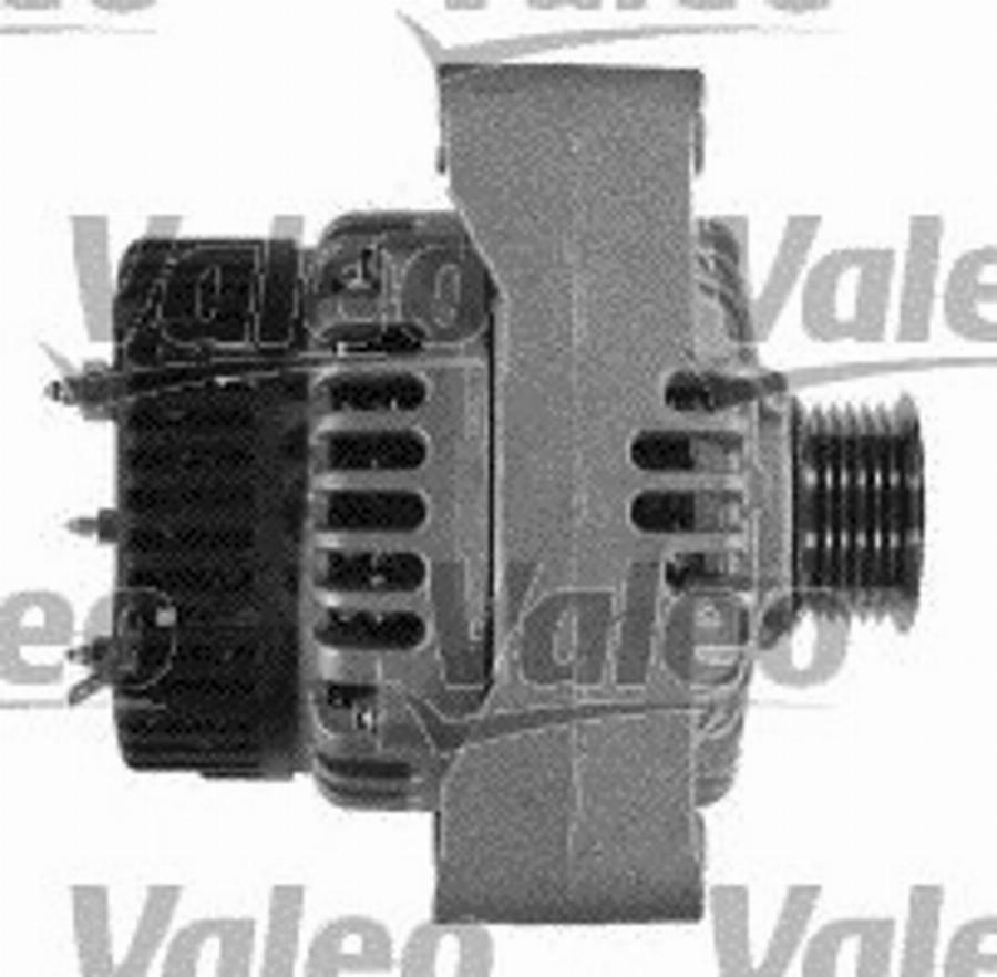 Valeo 437713 - Генератор autocars.com.ua