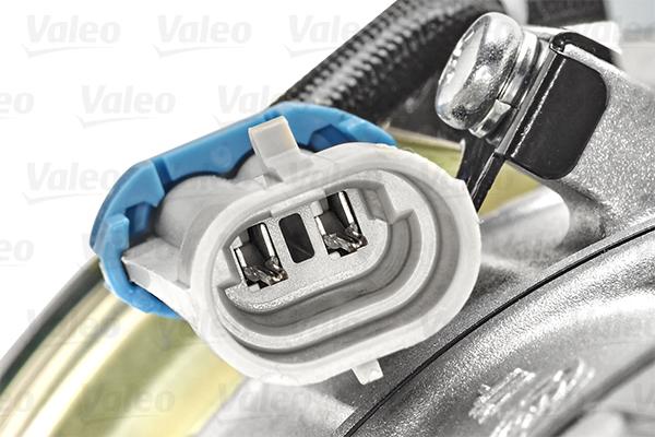 Valeo 813188 - Компресор, кондиціонер autocars.com.ua