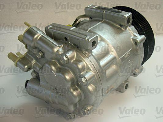 VALEO 813718 - Компресор, кондиціонер autocars.com.ua