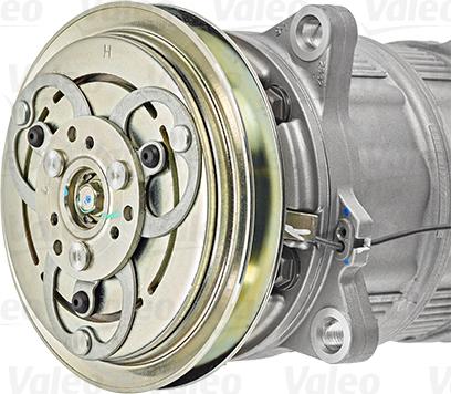 Valeo 815002 - Компрессор кондиционера avtokuzovplus.com.ua