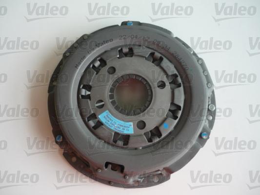 Valeo 826204 - Комплект зчеплення autocars.com.ua