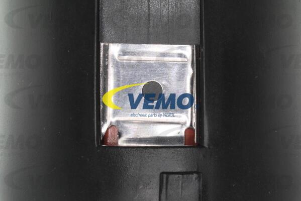 Vemo V10-70-0032 - Крышка распределителя зажигания avtokuzovplus.com.ua