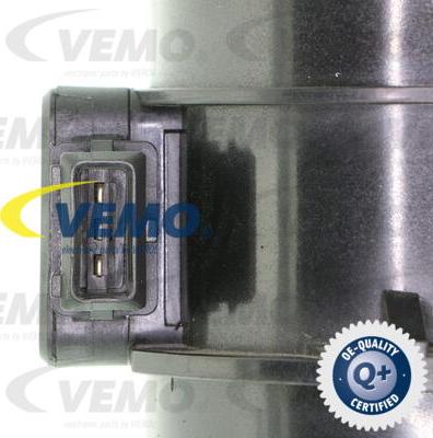 Vemo V10-72-0958 - Датчик потоку, маси повітря autocars.com.ua