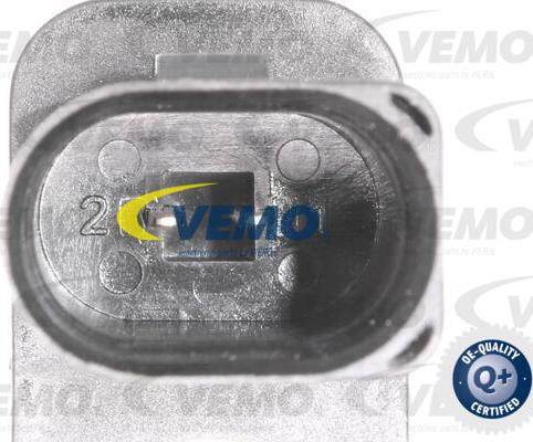 Vemo V10-72-1034 - Датчик, температура впускаемого воздуха avtokuzovplus.com.ua