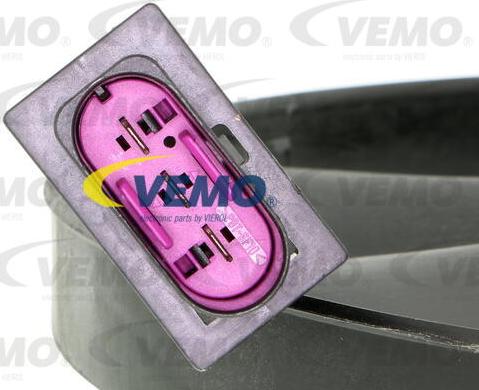 Vemo V15-01-1832-1 - Вентилятор, охолодження двигуна autocars.com.ua