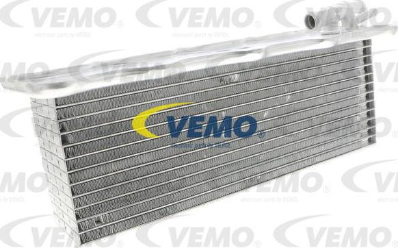 Vemo V15-60-0004 - Интеркулер autocars.com.ua