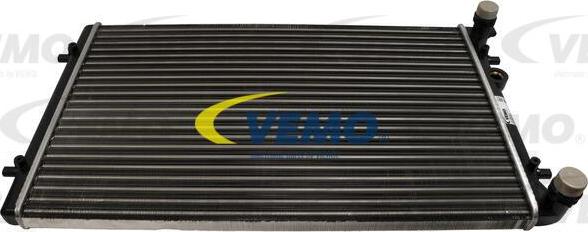 Vemo V15-60-5022 - Радіатор, охолодження двигуна autocars.com.ua