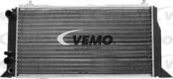 Vemo V15-60-5036 - Радіатор, охолодження двигуна autocars.com.ua