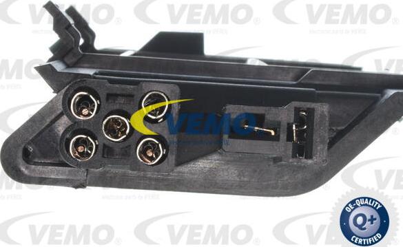 Vemo V15-99-1958 - Регулятор, вентилятор салона autodnr.net