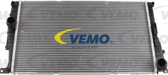 Vemo V20-60-0067 - Радіатор, охолодження двигуна autocars.com.ua