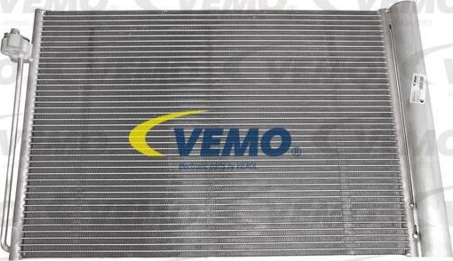 Vemo V20-62-1011 - Конденсатор, кондиціонер autocars.com.ua