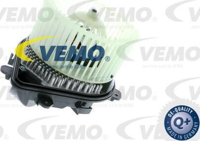 Vemo V22-03-1822 - Вентилятор салону autocars.com.ua
