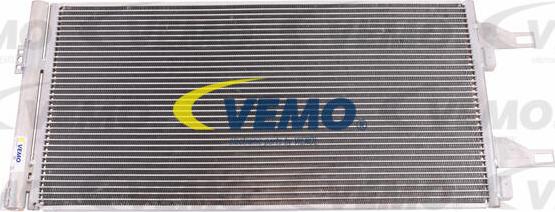 Vemo V22-62-0012 - Конденсатор, кондиціонер autocars.com.ua