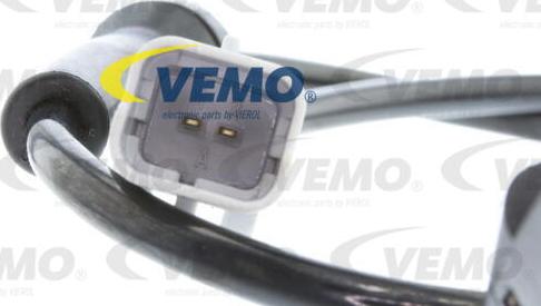 Vemo V22-72-0097 - Датчик ABS, частота вращения колеса avtokuzovplus.com.ua